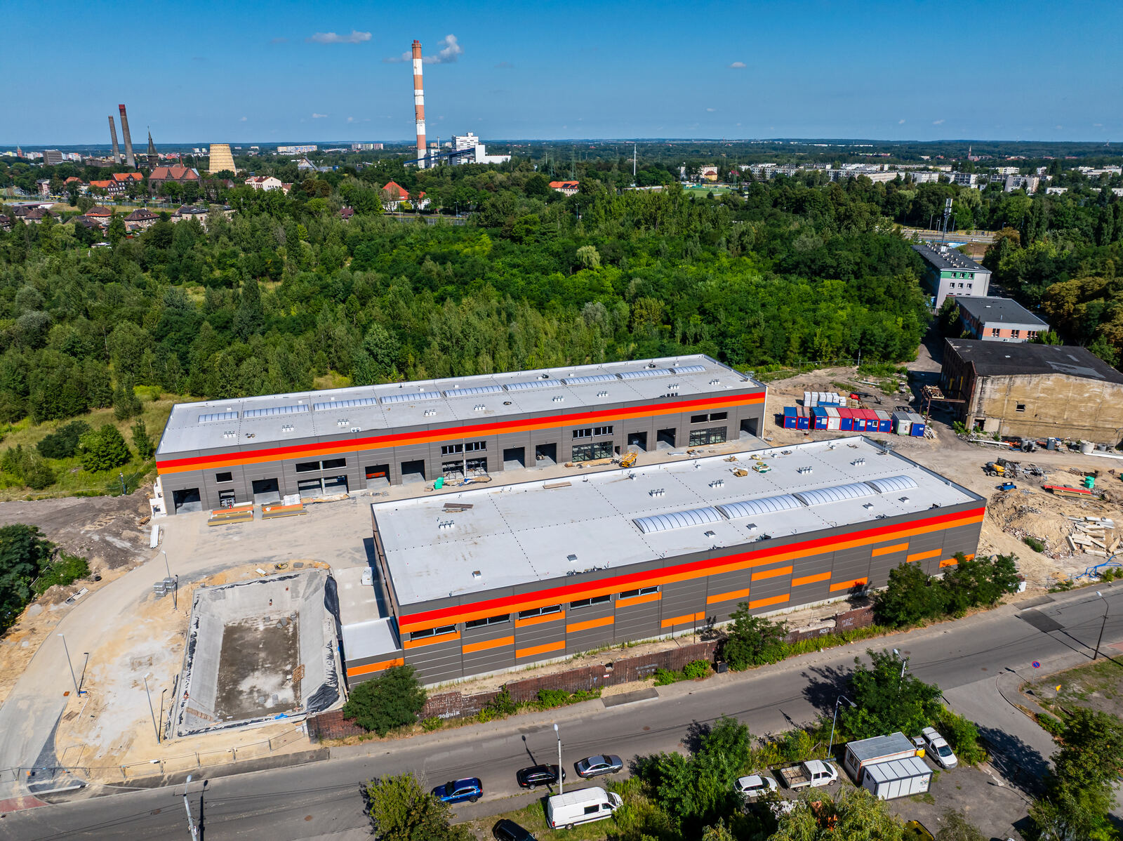 CITY SBU — hale przy ul. Józefa Lompy